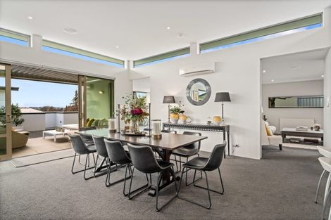 Photo of property in 15 Faulks Terrace, Wanaka, 9305