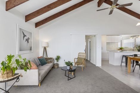 Photo of property in 2/165 Birkenhead Avenue, Birkenhead, Auckland, 0626