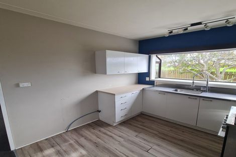 Photo of property in 2/21 Southview Place, Wattle Downs, Auckland, 2102