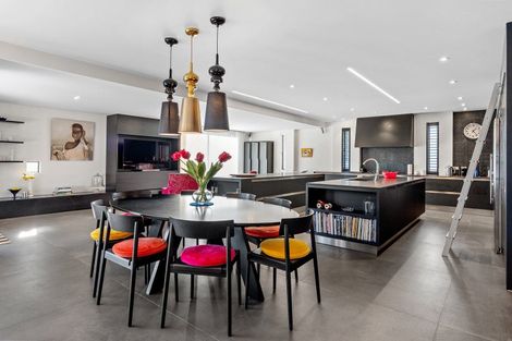 Photo of property in 7 Helmores Lane, Merivale, Christchurch, 8014