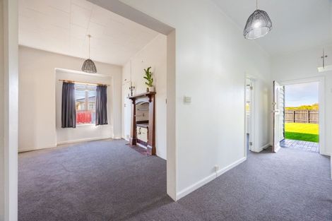 Photo of property in 5 Allens Lane, Clive, 4102