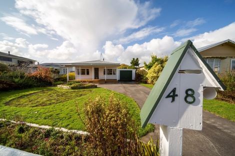 Photo of property in 48 Egmont Street, Hawera, 4610
