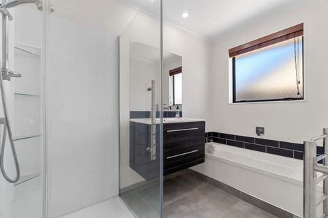 Photo of property in 9 Farnborough Drive, Nawton, Hamilton, 3200