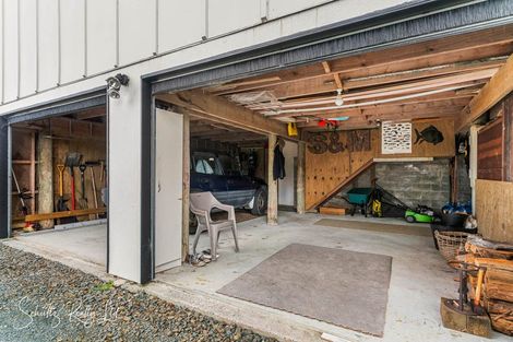 Photo of property in 38 Oxford Street, Whakapirau, Maungaturoto, 0583