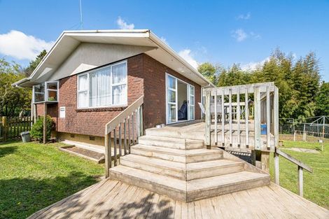 Photo of property in 9 Boler Place, New Lynn, Auckland, 0600