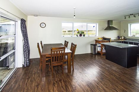 Photo of property in 476 High Street South, Carterton, 5713