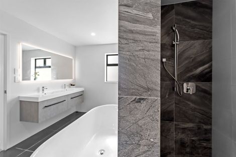 Photo of property in 10 Highway View Lane, Schnapper Rock, Auckland, 0632