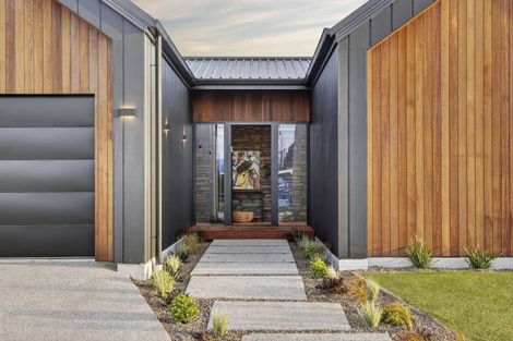 Photo of property in 3 Raspberry Close, Wanaka, 9382