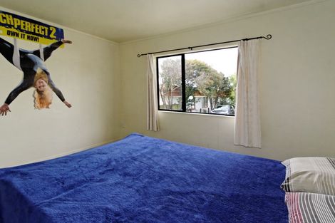 Photo of property in 3/111 Lincoln Park Avenue, Massey, Auckland, 0614