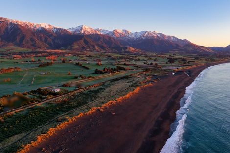 Photo of property in 44 Beach Road, Kaikoura Flat, Kaikoura, 7371