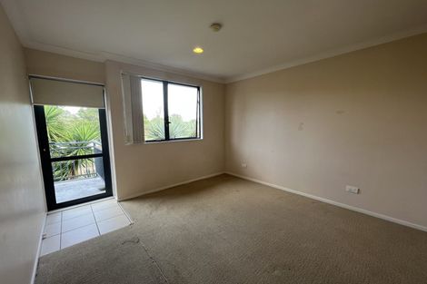 Photo of property in 12 Lone Tree Avenue, Te Atatu Peninsula, Auckland, 0610