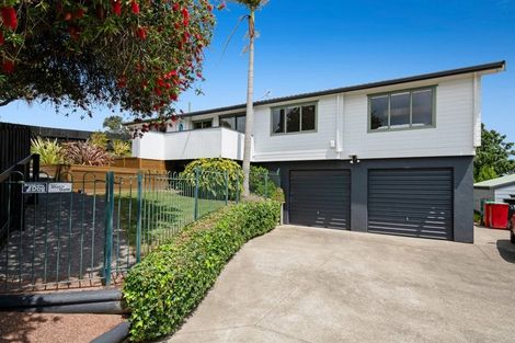 Photo of property in 1 Ngahere Views, Orewa, 0931