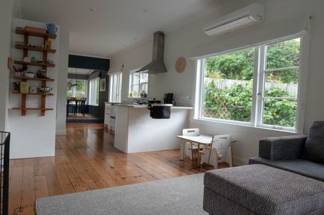 Photo of property in 85 Happy Valley Road, Owhiro Bay, Wellington, 6023