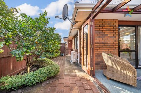 Photo of property in 39a Birdwood Road, Waterloo, Lower Hutt, 5011