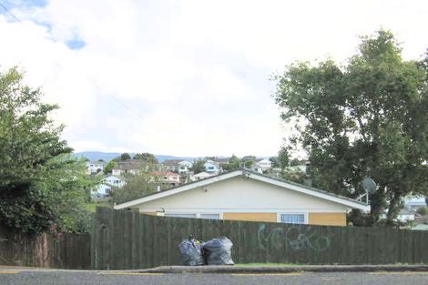 Photo of property in 73 Rosier Road, Glen Eden, Auckland, 0602