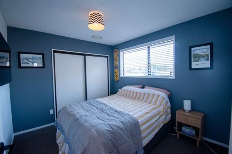 Photo of property in 5 Sea Eagles Place, North New Brighton, Christchurch, 8083