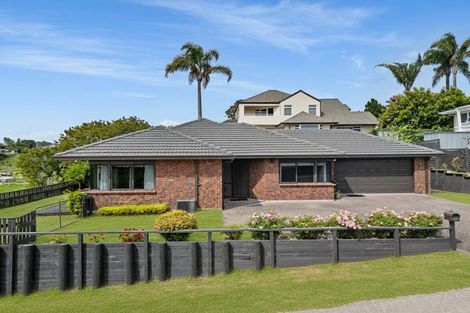 Photo of property in 2b Cannell Farm Drive, Te Puke, 3119