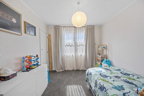 Photo of property in 6 Corbett Place, Onekawa, Napier, 4110