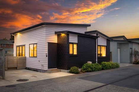 Photo of property in 21b Margaret Road, Raumati Beach, Paraparaumu, 5032