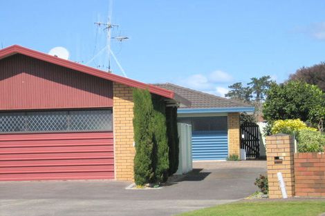 Photo of property in 2/5 Boronia Place, Mount Maunganui, 3116