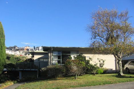 Photo of property in 11 Silverbirch Grove, Churton Park, Wellington, 6037