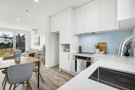 Photo of property in 7a Camrose Place, Glenfield, Auckland, 0629