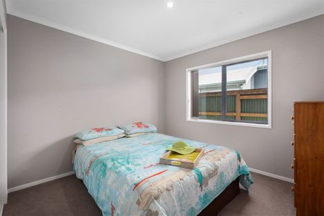 Photo of property in 16 Surfers Avenue, Waihi Beach, 3611
