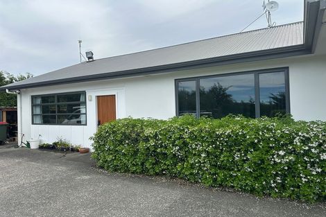 Photo of property in 325 Riccarton Road West, Mosgiel, 9092
