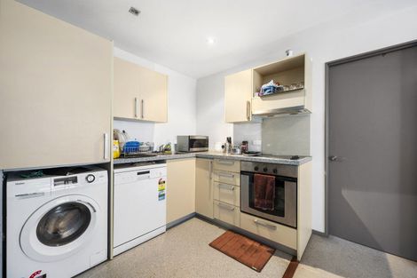 Photo of property in Dual Apartments, 201/142 Vivian Street, Te Aro, Wellington, 6011