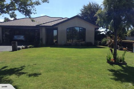 Photo of property in 13 Rochester Crescent, Rolleston, 7614