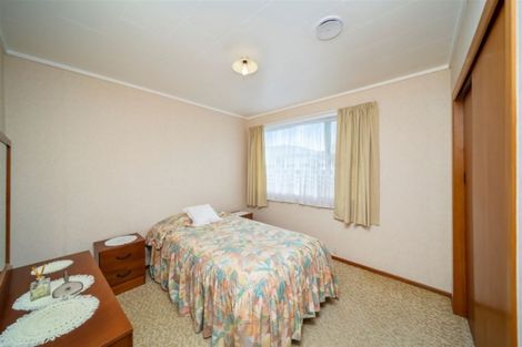 Photo of property in 11 Puriri Street, Hawera, 4610