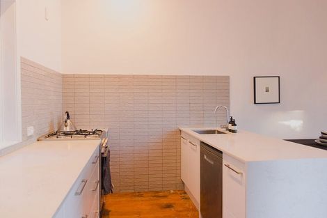 Photo of property in 112 Queen Street, Northcote Point, Auckland, 0627