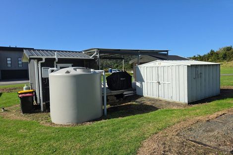 Photo of property in 1 Dawson Place, Cooks Beach, 3591