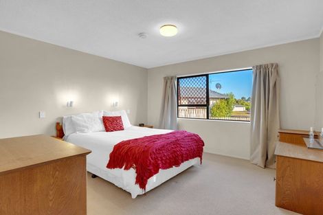 Photo of property in 75 Gibson Road, Dinsdale, Hamilton, 3204