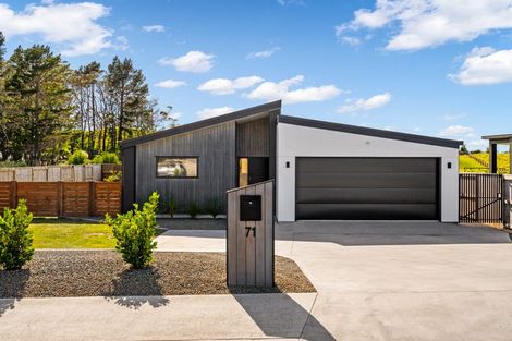 Photo of property in 71 Tamure Place, Ruakaka, 0116