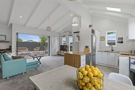 Photo of property in 389 Harewood Road, Bishopdale, Christchurch, 8053