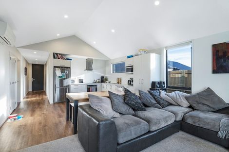 Photo of property in 3 Mount Creighton Crescent, Wanaka, 9305