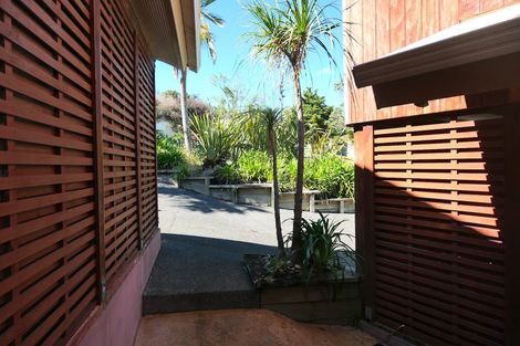Photo of property in 24 Carnmore Place, Torbay, Auckland, 0630