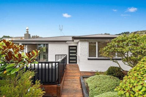 Photo of property in 14 Elwyn Crescent, Green Island, Dunedin, 9018