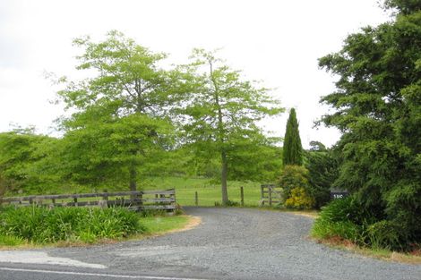 Photo of property in 5310 Kaipara Coast Highway, Wellsford, 0972