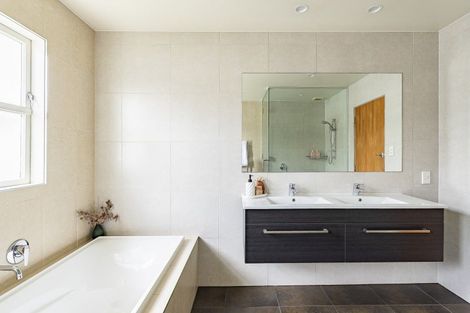 Photo of property in 144 Guppy Road, Taradale, Napier, 4112