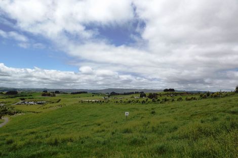 Photo of property in 23 Centrebush Lane, Raglan, 3295