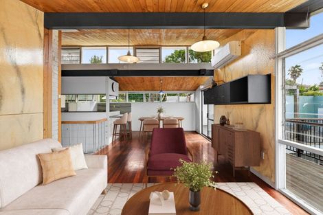 Photo of property in 17 Spencer Road, Hospital Hill, Napier, 4110