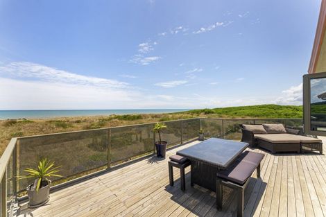 Photo of property in 9 Mariri Place, Waitarere Beach, Levin, 5510