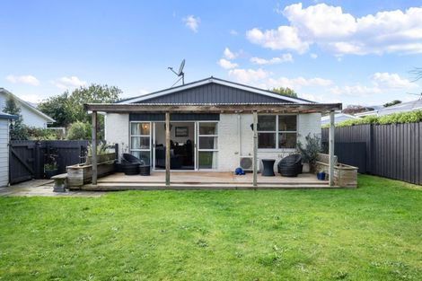 Photo of property in 18 Leybourne Avenue, Waikanae, 5036