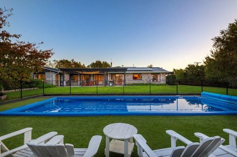Photo of property in 1343 Kahikatea Flat Road, Kaukapakapa, 0871