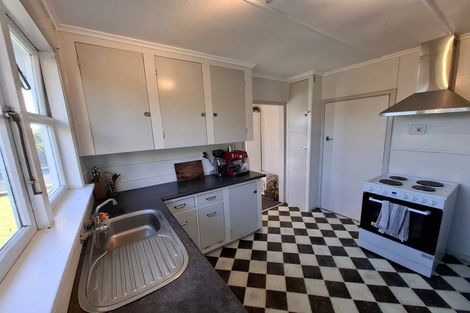 Photo of property in 53 Mould Street, Waitara, 4320