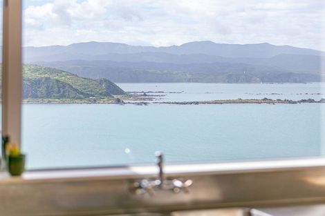 Photo of property in 73 View Road, Houghton Bay, Wellington, 6023