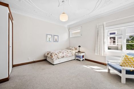 Photo of property in 534 Broadway, Strathmore Park, Wellington, 6022