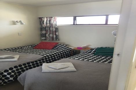 Photo of property in 11/4f Claremont Grove, Mount Victoria, Wellington, 6011
